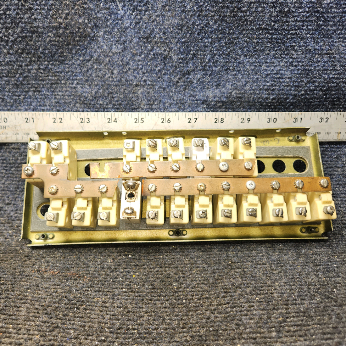 Used aircraft parts for sale, Button Control Panel Piper PA32RT-300 Control Panel