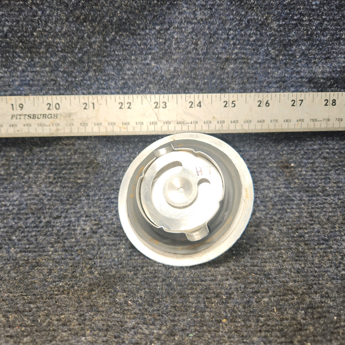 Used aircraft parts for sale, 66817-00 Piper PA28-140 Fuel Cap Assy