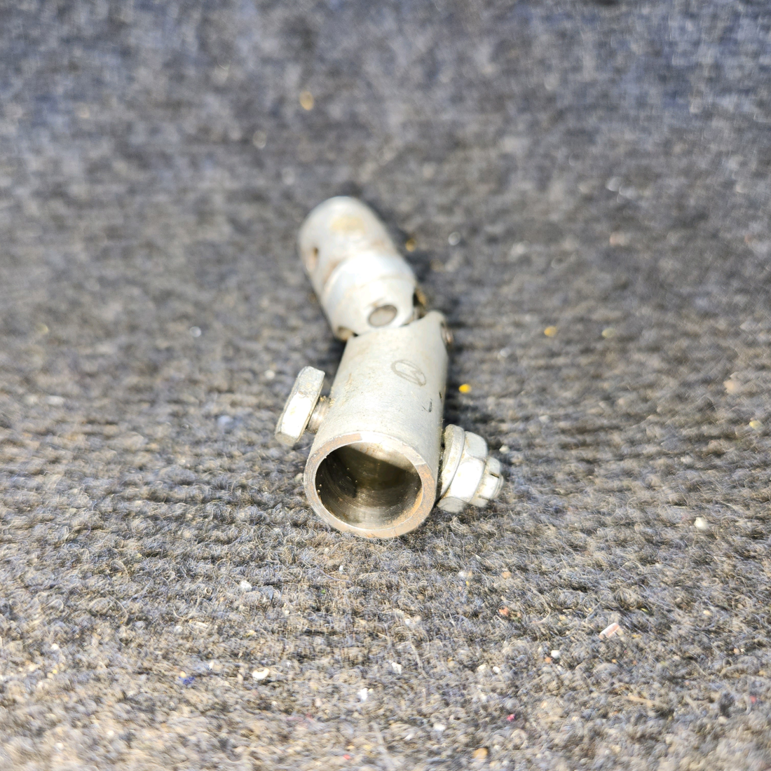 Used aircraft parts for sale, 0411079-1 Cessna C175 Control Yoke Universal Join