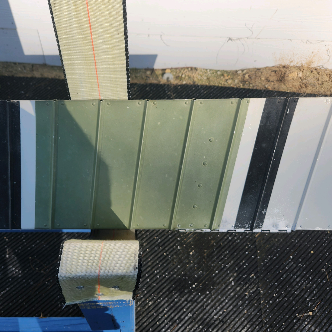 Used aircraft parts for sale, 0523800-1 CESSNA 172K R/H AILERON ASSY CORE - SEE PHOTOS FOR DAMAGES