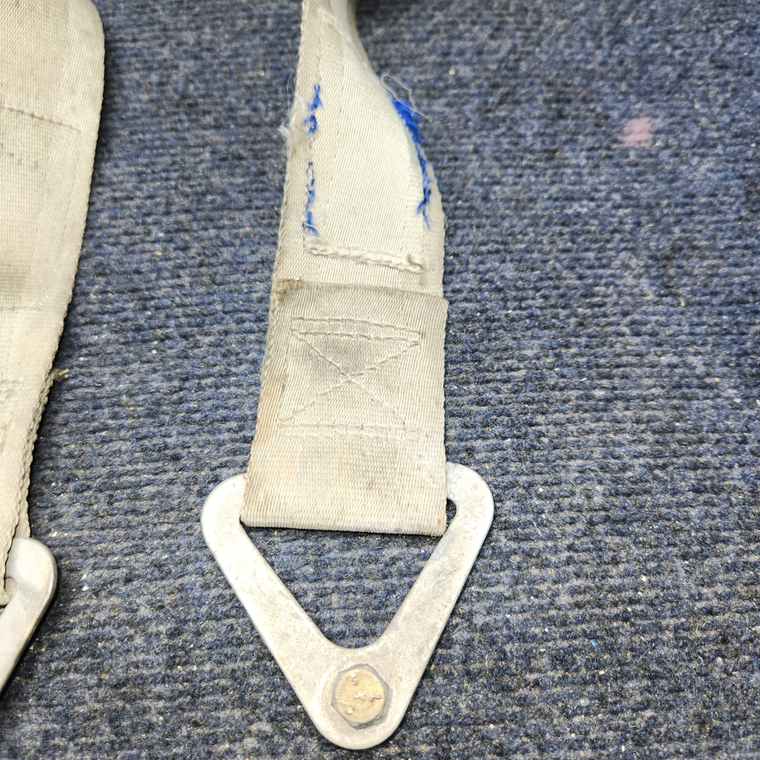 Used aircraft parts for sale, S-1746S2 CESSNA 172K PILOT OR CO-PILOT SEAT BELT ASSEMBLY - BEIGE