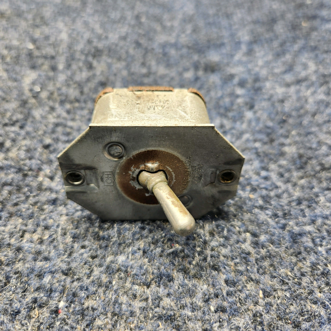 Used aircraft parts for sale, AN3023-3 BEECHCRAFT F35 BEECHCRAFT BONANZA TOGGLE SWITCH