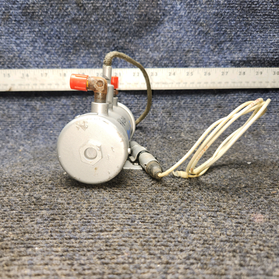 Used aircraft parts for sale, 476-284 Bendix Electronic Fuel Pump 24V