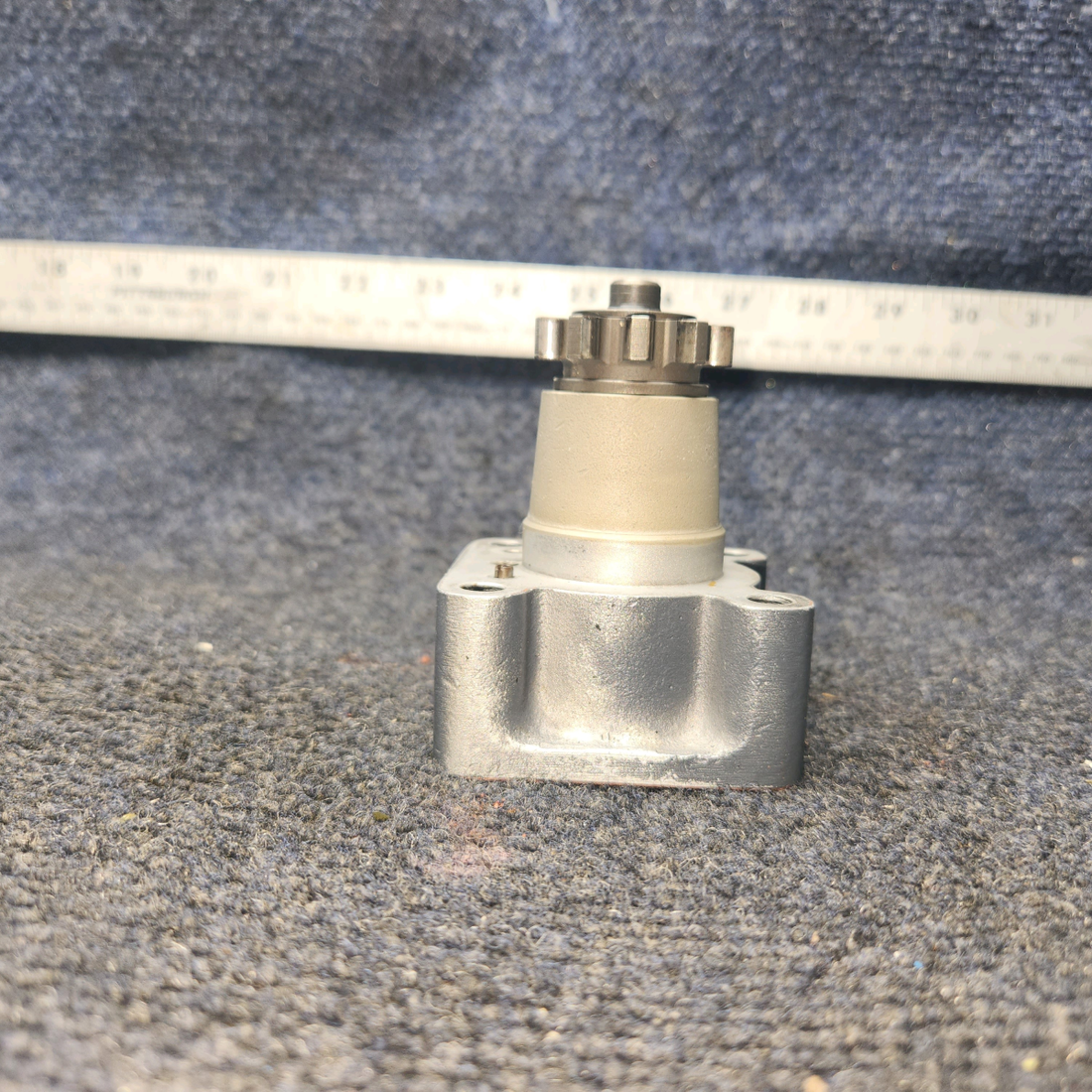 Used aircraft parts for sale, 72974, 67536 Lycoming O-540 PIPER PA-24-250 Pump Adapter and Gear Assy