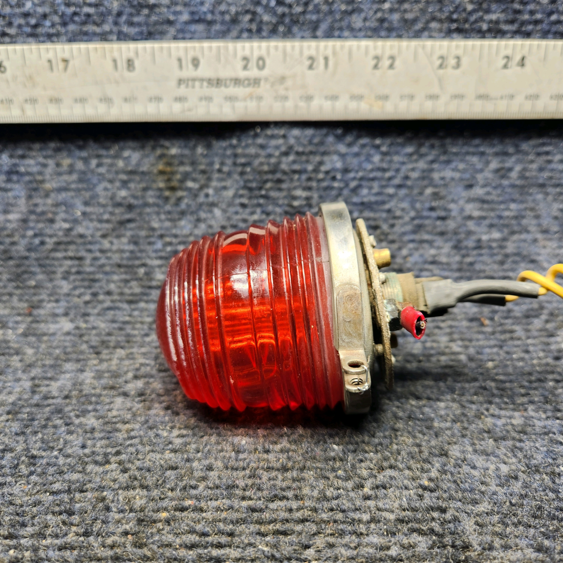 Used aircraft parts for sale, 621001-0101 Cessna FLASHING BEACON (VOLTS: 12) "TESTED"