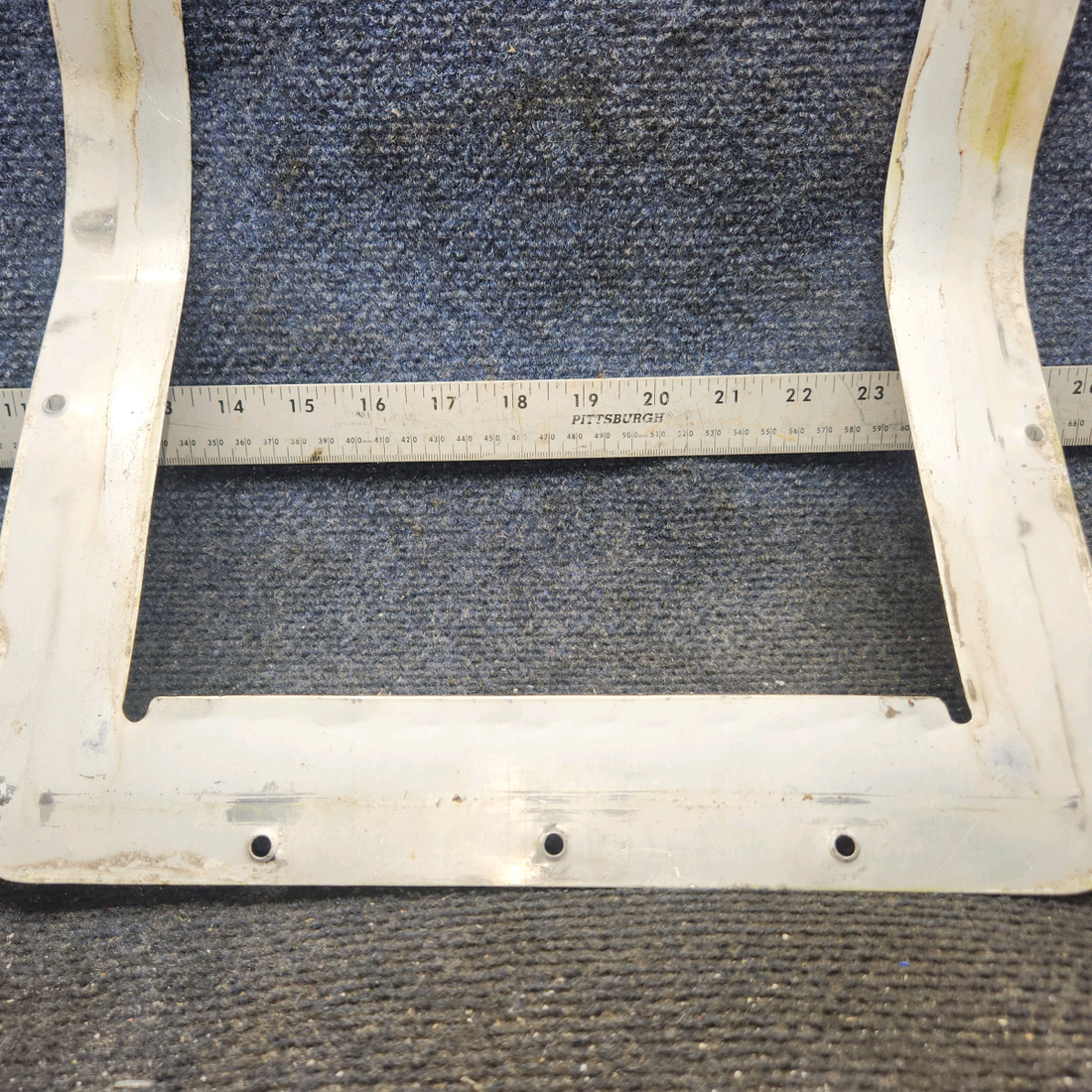 Used aircraft parts for sale, 0722100-3 Cessna 182G Landing Light Window Retainer
