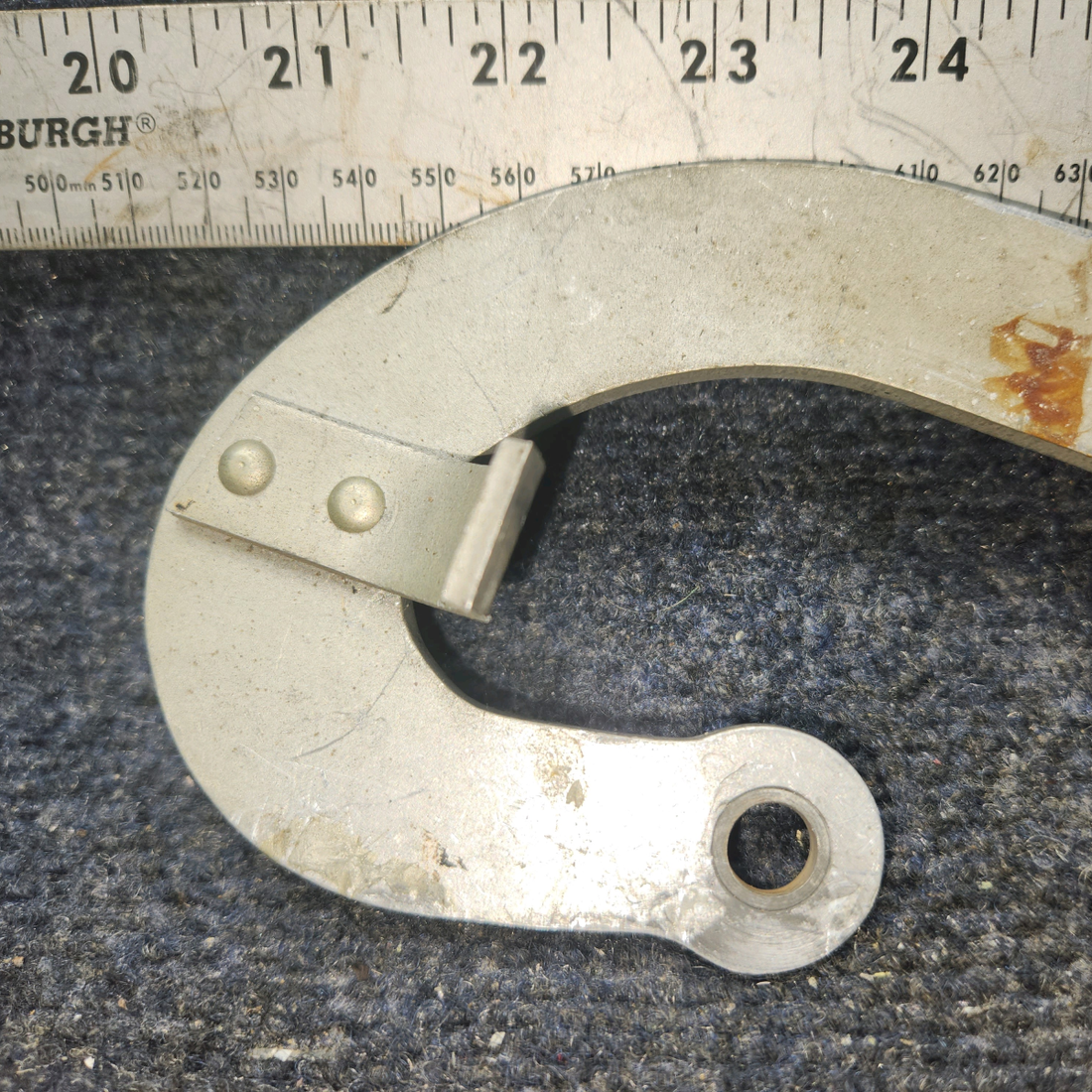 Used aircraft parts for sale, 002-410055-37 Beechcraft BEECHCRAFT 95-55B Nose Baggage Door Hinge Assembly