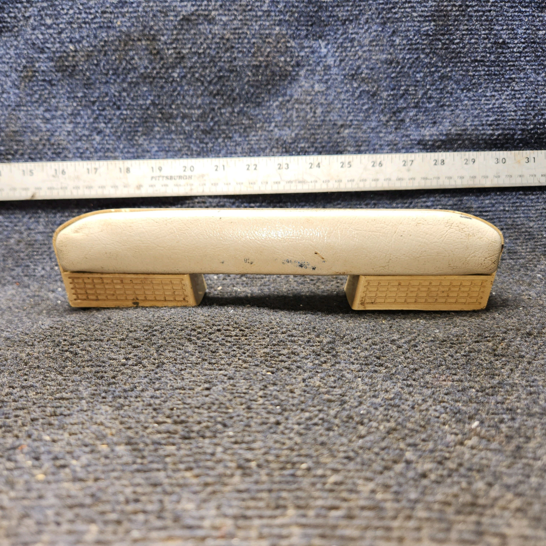 Used aircraft parts for sale, 1414082-14 Cessna 172F Armrest Assembly