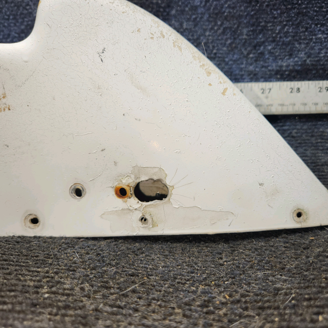 Used aircraft parts for sale, 0531033-4 cessna 172N Vertical Fin Cap Assembly