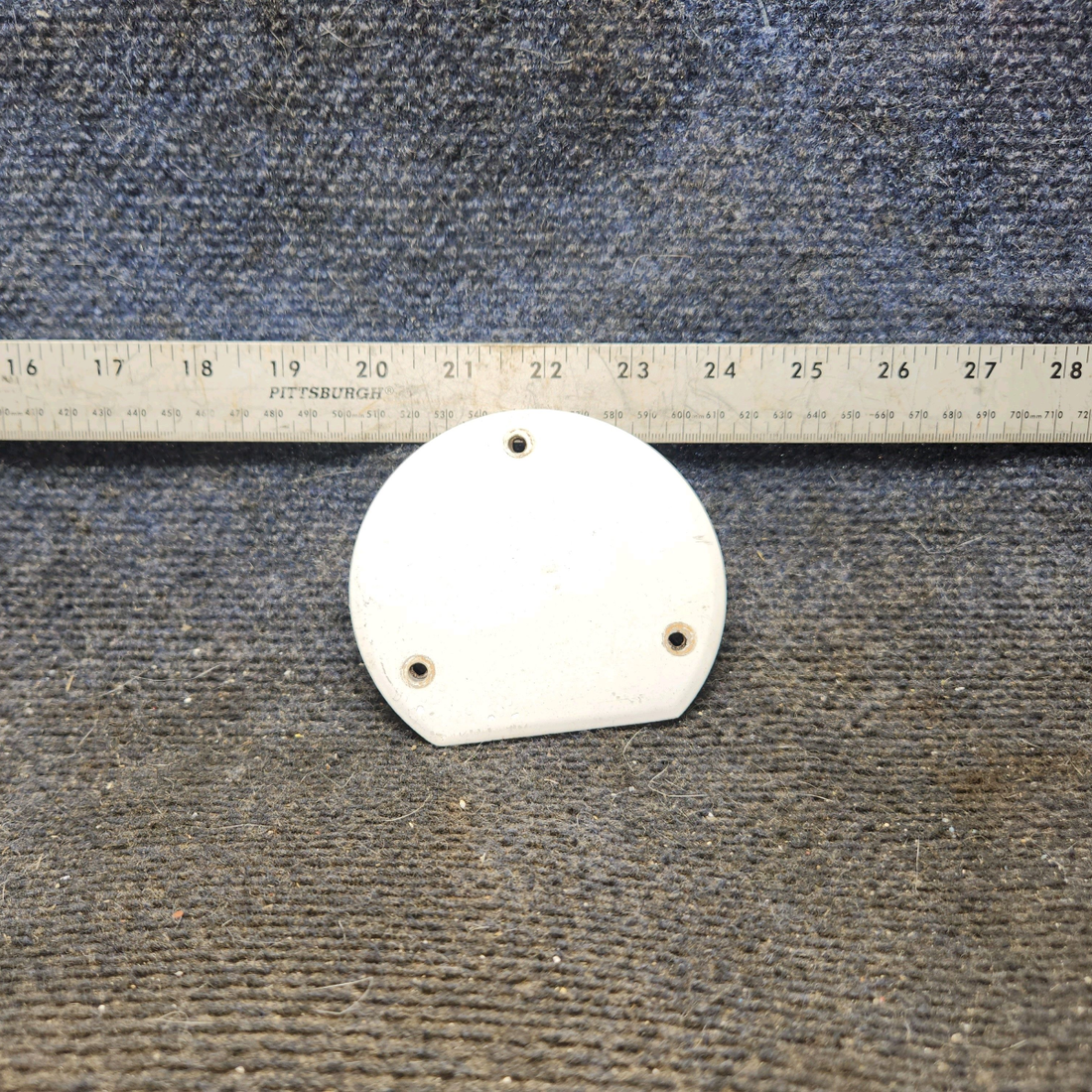 Used aircraft parts for sale, 0523558-1 cessna 172N Fuel Tank Well Cover