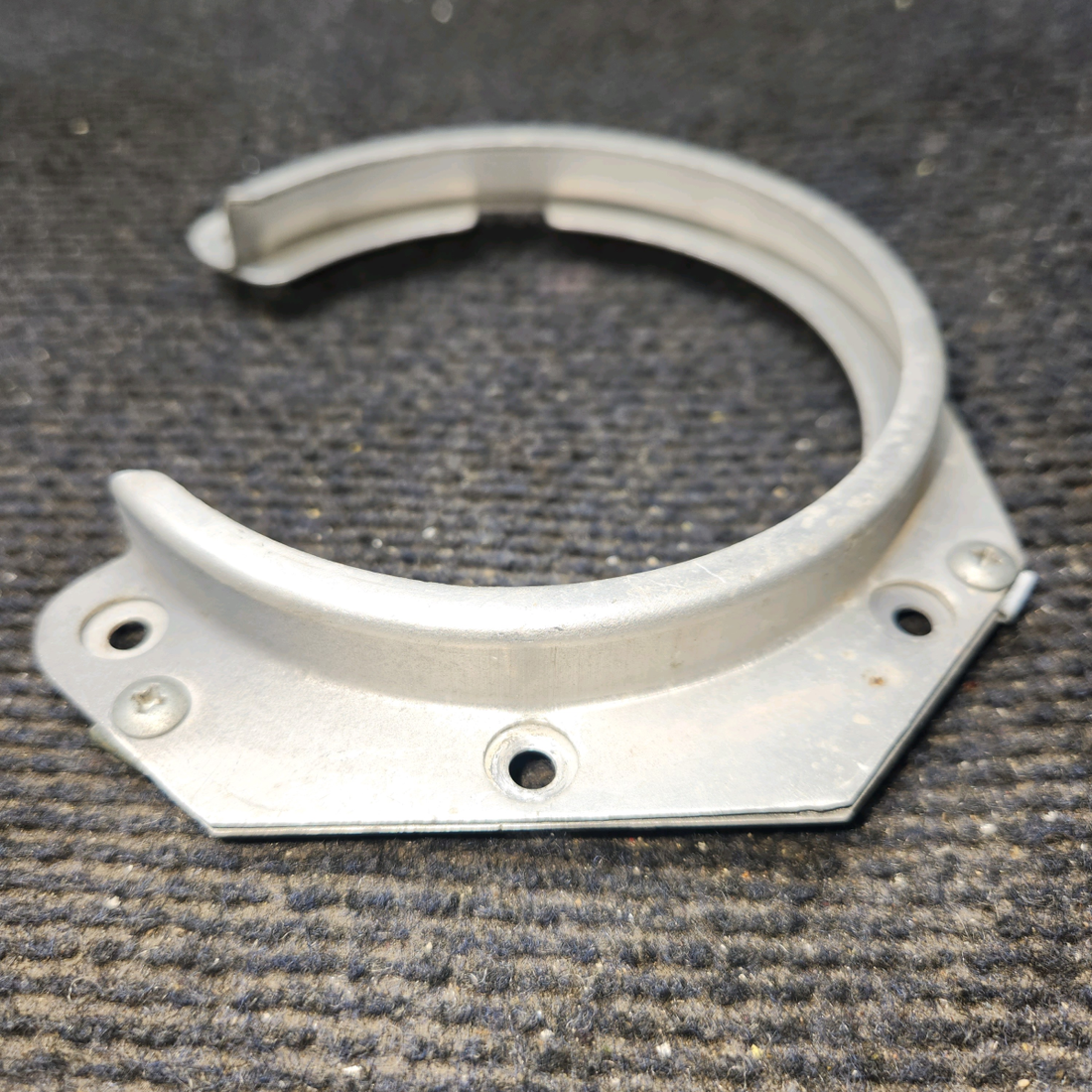 Used aircraft parts for sale, 0423542-6 Cessna 182G Landing Light Bracket