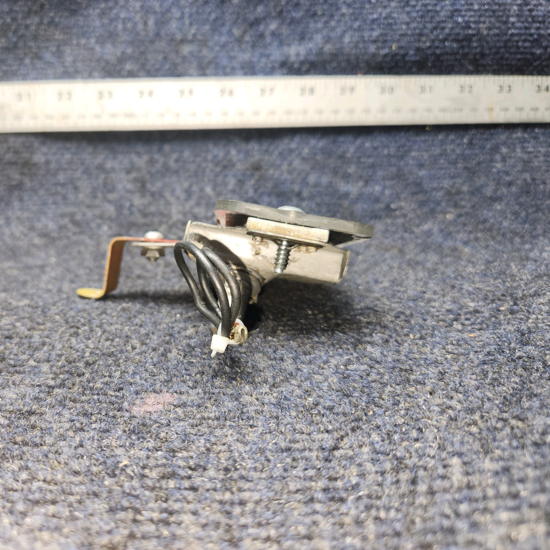 Used aircraft parts for sale, 95-324006-601 Beechcraft BEECHCRAFT 95-55B Landing Gear Position Indication