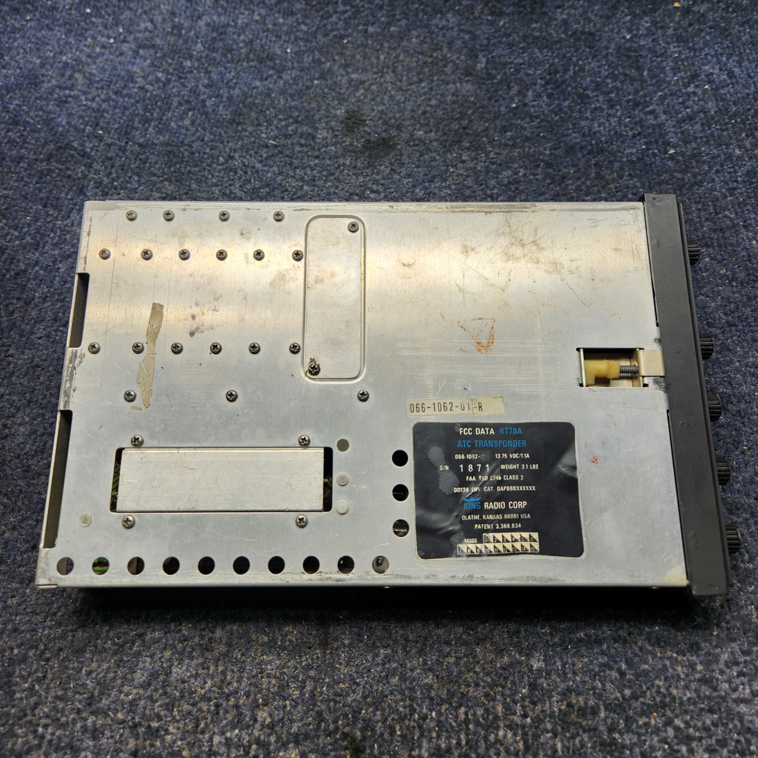 Used aircraft parts for sale, 066-1062-01 PIPIR PA32RT-300 KING KT 78A ATC TRANSPONDER RACK AND CONNECTOR