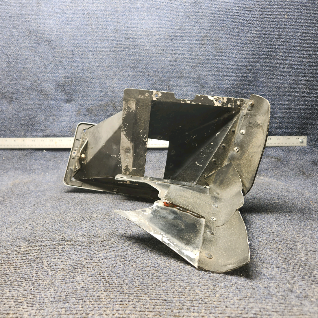Used aircraft parts for sale, 2455028-1 Cessna 172RG Air Filter Baffle Housing - LH