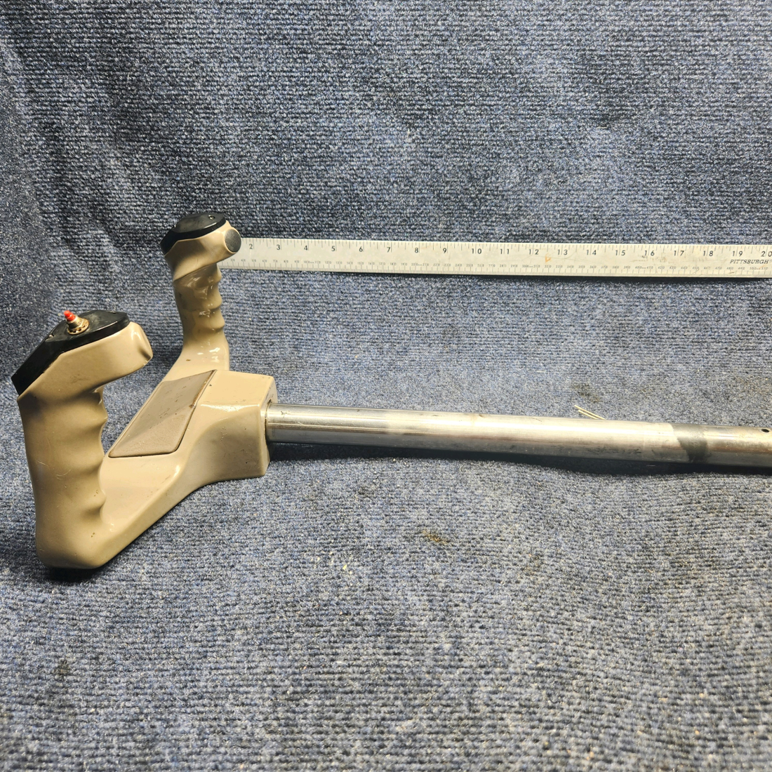 Used aircraft parts for sale, 100572-002 PIPER PA28-161 Warrior III CONTROL WHEEL ASSEMBLY CO-PILOT  & MIC SWITCHES