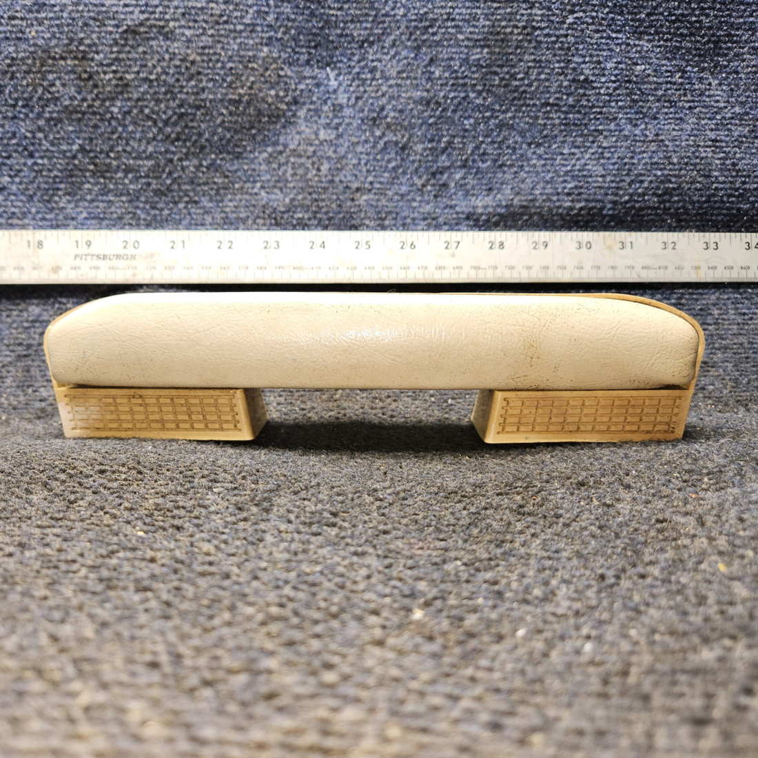 Used aircraft parts for sale, 1414082-14 Cessna 172F Armrest Assembly