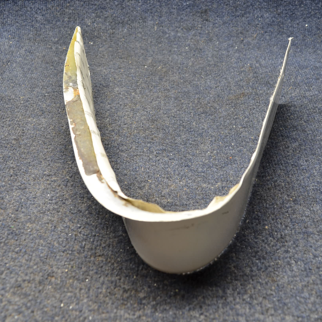 Used aircraft parts for sale, 0520015-5 Cessna  [part_model] Cessna 172RG WING FILLET ASSY LH