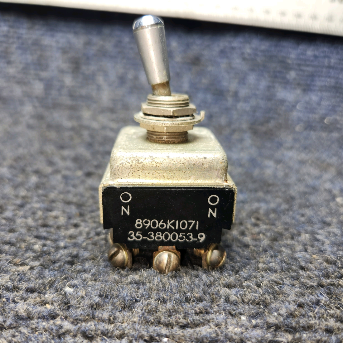 Used aircraft parts for sale, 35-380053-9 BEECHCRAFT 95-55B Toggle Switch Assembly