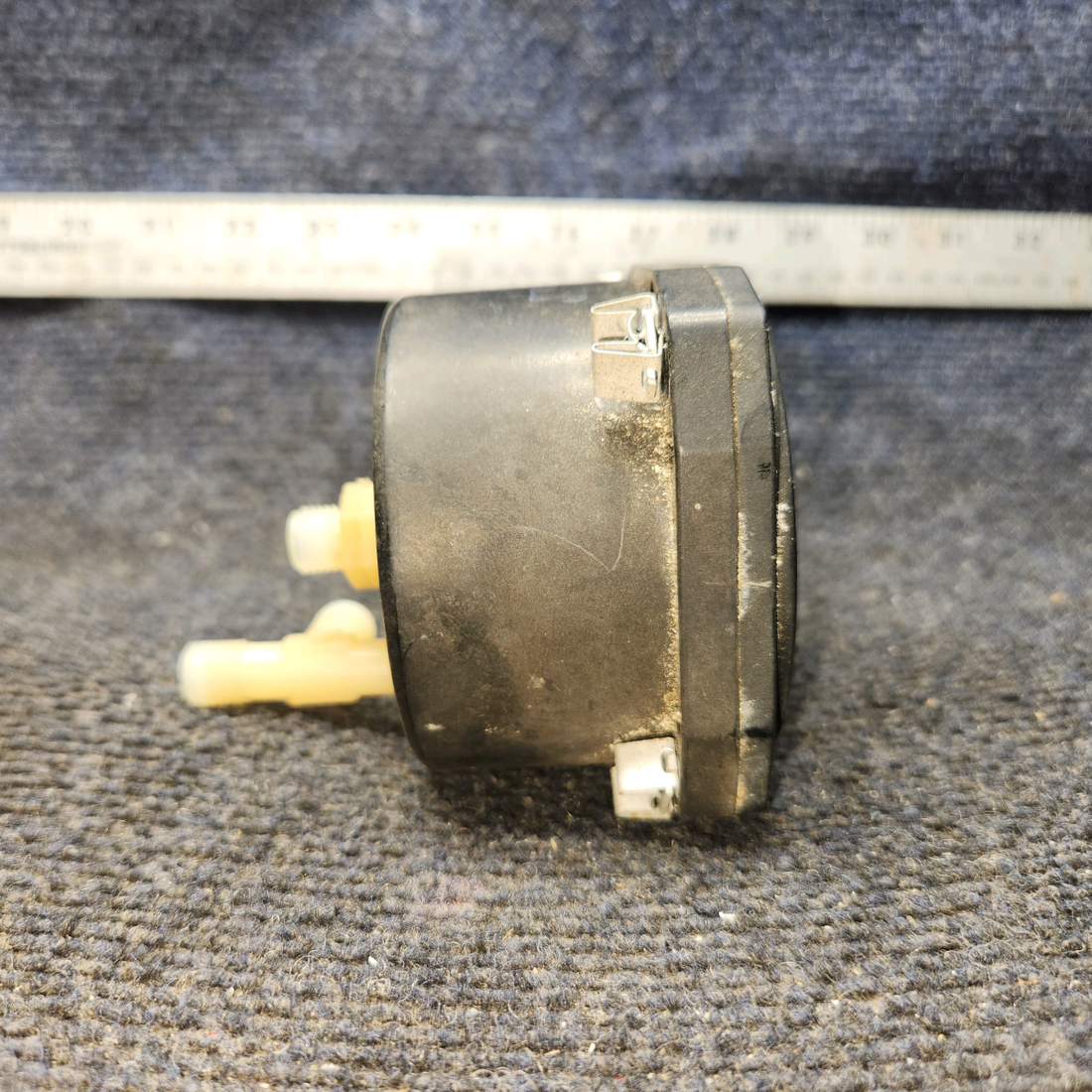 Used aircraft parts for sale, S1470N9 Cessna 172F Airspeed Indicator