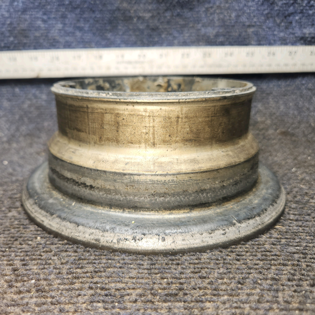 Used aircraft parts for sale, 162-27 Cleveland cessna 150G Inner Wheel Half Assembly