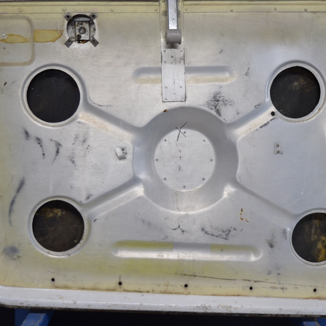 Used aircraft parts for sale, 0511460-1 Cessna C175 STRUCTURE ASSY-CABIN DOOR - LH