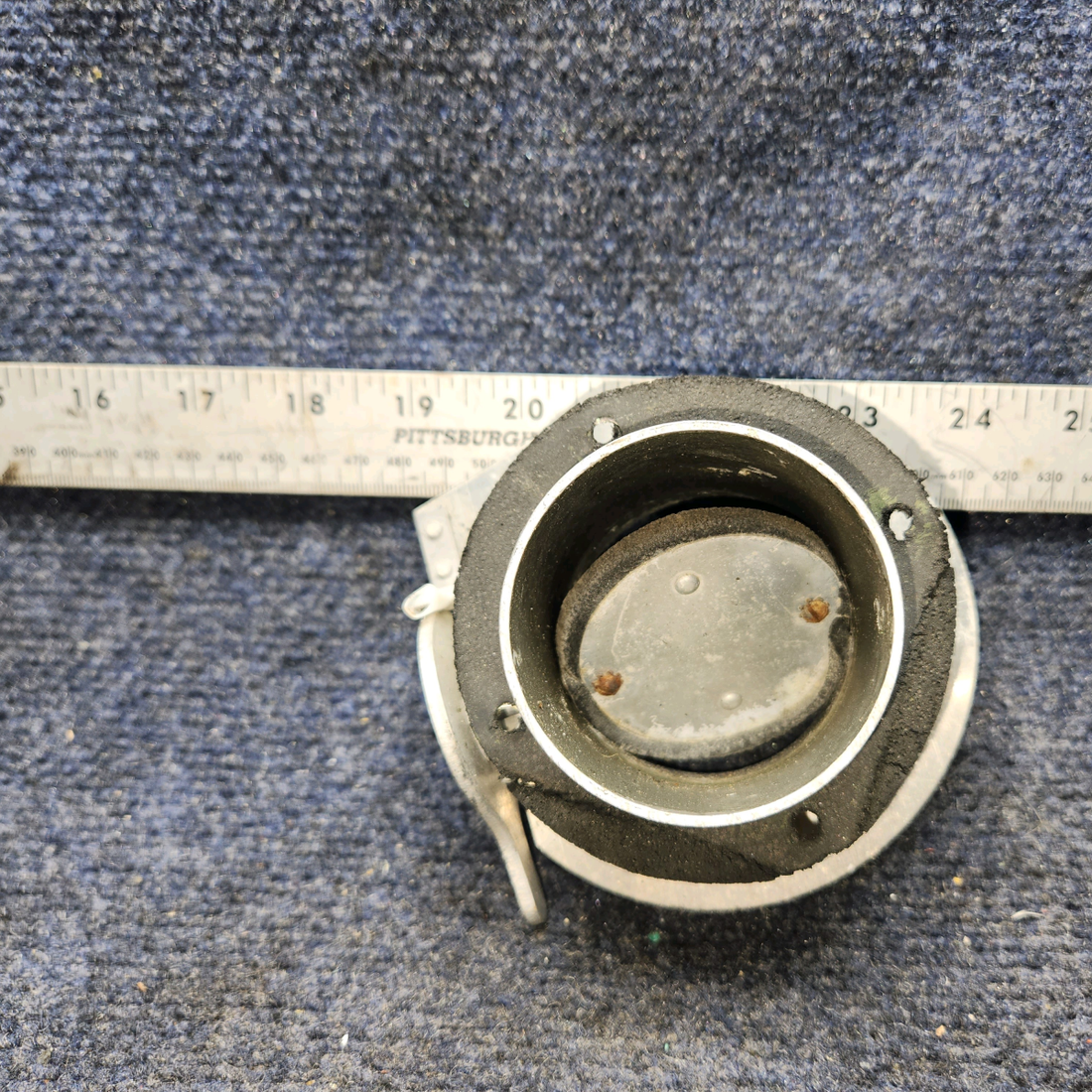 Used aircraft parts for sale, 68556-001 PIPER PA28RT-201 Cabin Vent Valve  - RH