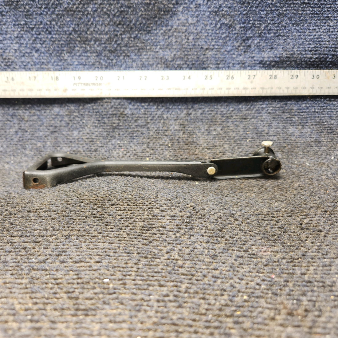 Used aircraft parts for sale, 0411563, 0511336-1 Cessna 172F Rudder Pedal Arm Assembly w/ Link