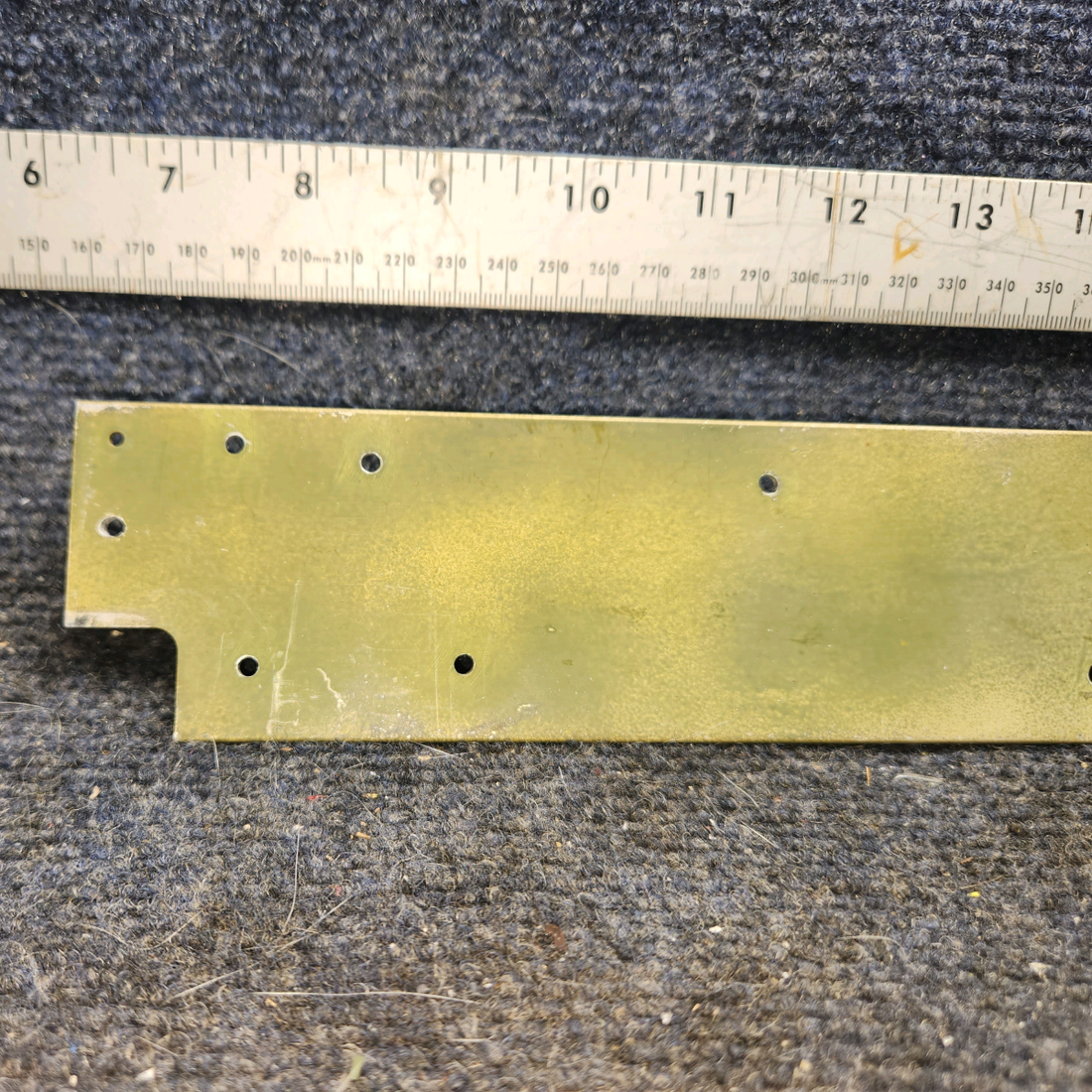 Used aircraft parts for sale, MC0511243-5 cessna 172N Seat Rail – Outboard LH