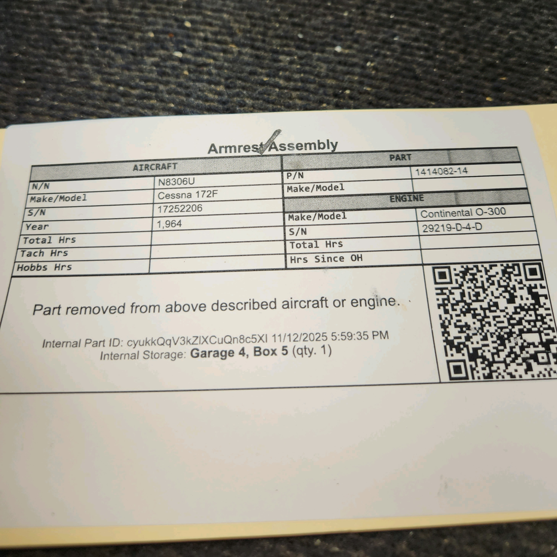 Used aircraft parts for sale, 1414082-14 Cessna 172F Armrest Assembly