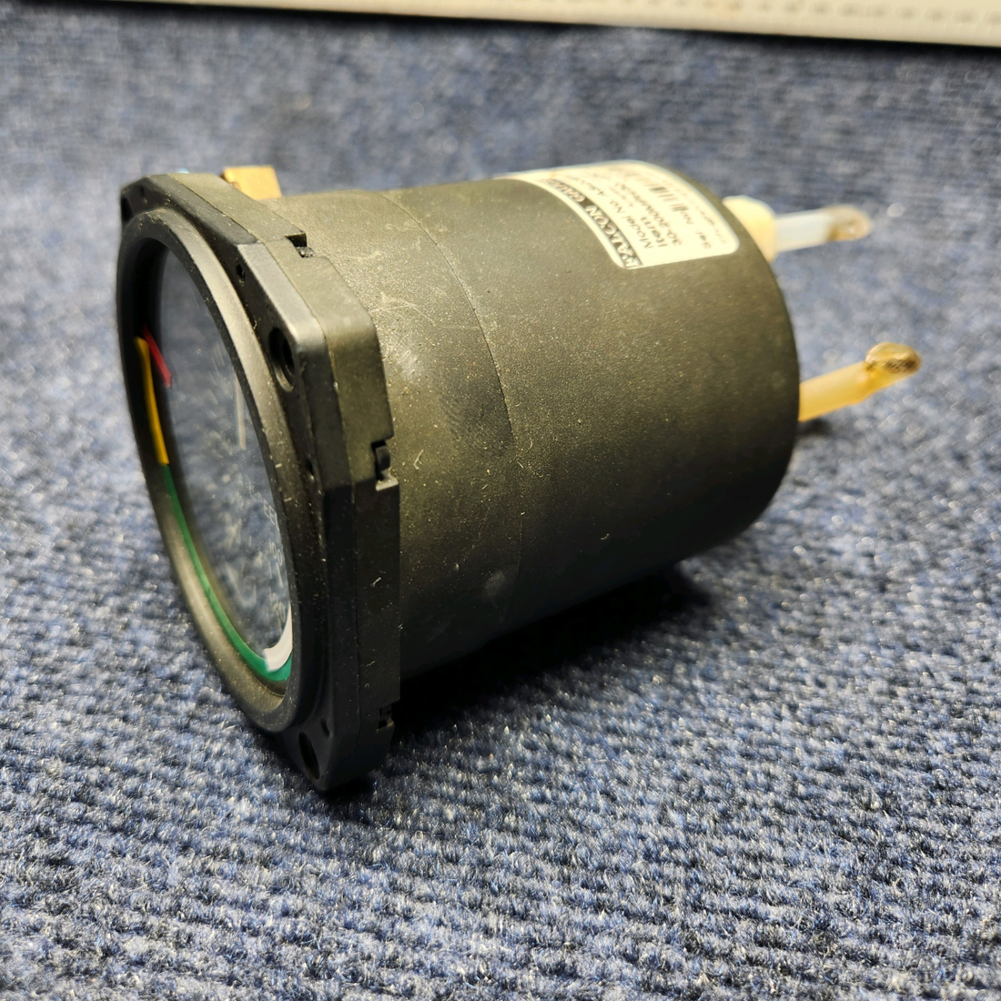 Used aircraft parts for sale, ASI208MN-3 Beechcraft C23 SUNDOWNER FALCON DUAL AIRSPEED INDICATOR 30-200 MPH/180 KNOTS, 3-1/8.