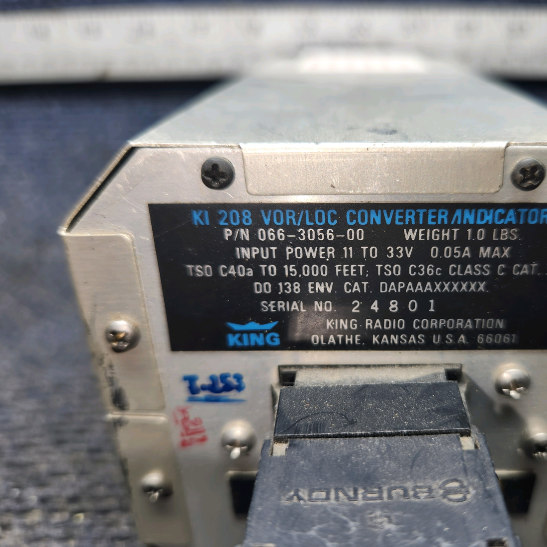 Used aircraft parts for sale, 066-3056-00 King KI-208 Beechcraft 95-B55 VOR / LOG indicator w / Connectors