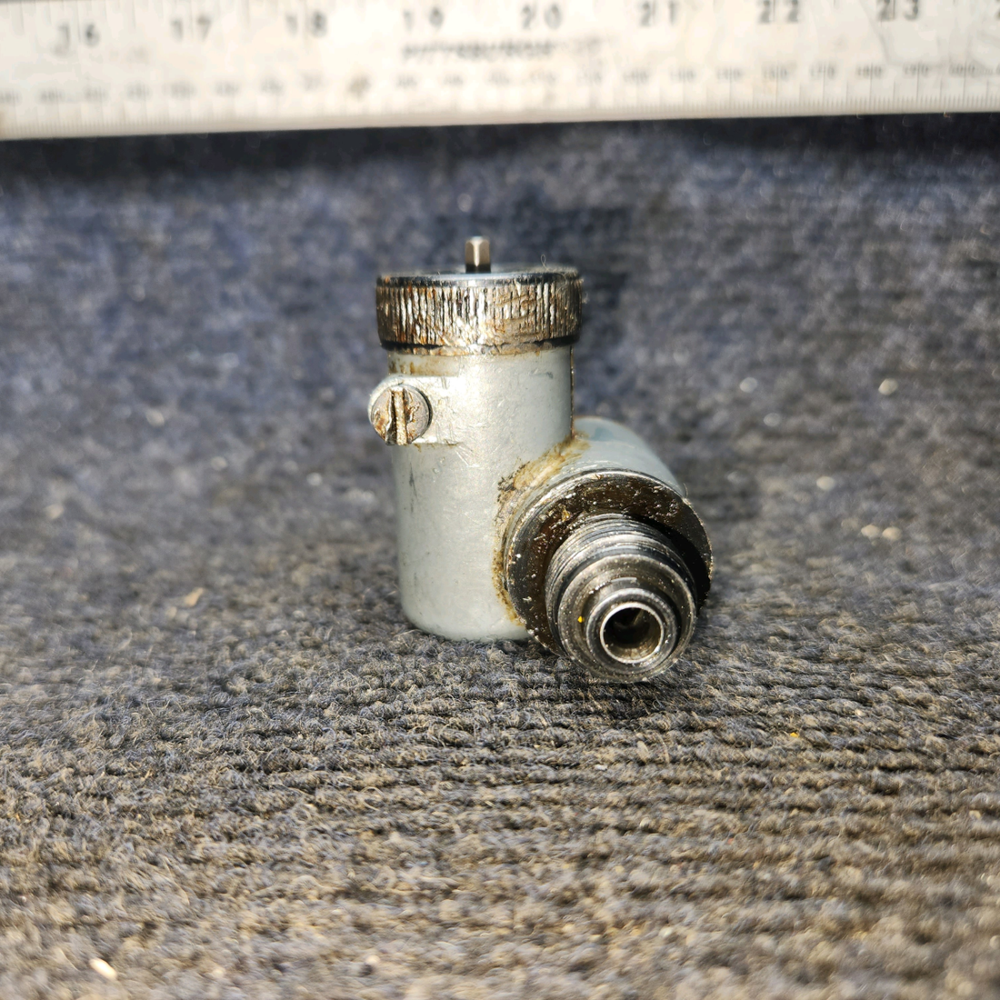 Used aircraft parts for sale, 106301 Continental GO-300 Cessna C175 Tachometer 90 Degree Elbow Cable Adapter