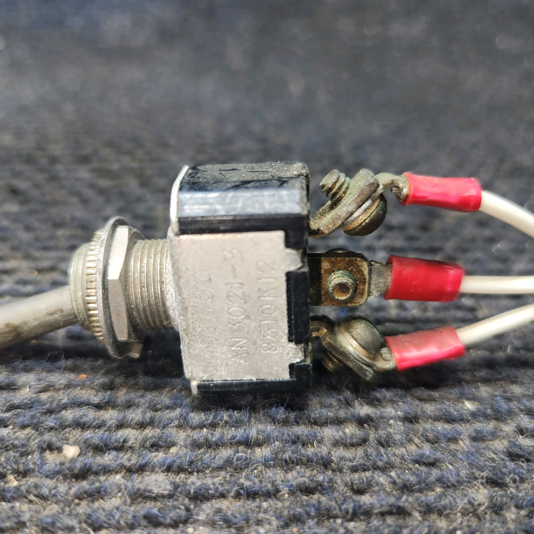 Used aircraft parts for sale, AN3021-3 Beechcraft 35-33 Toggle Switch