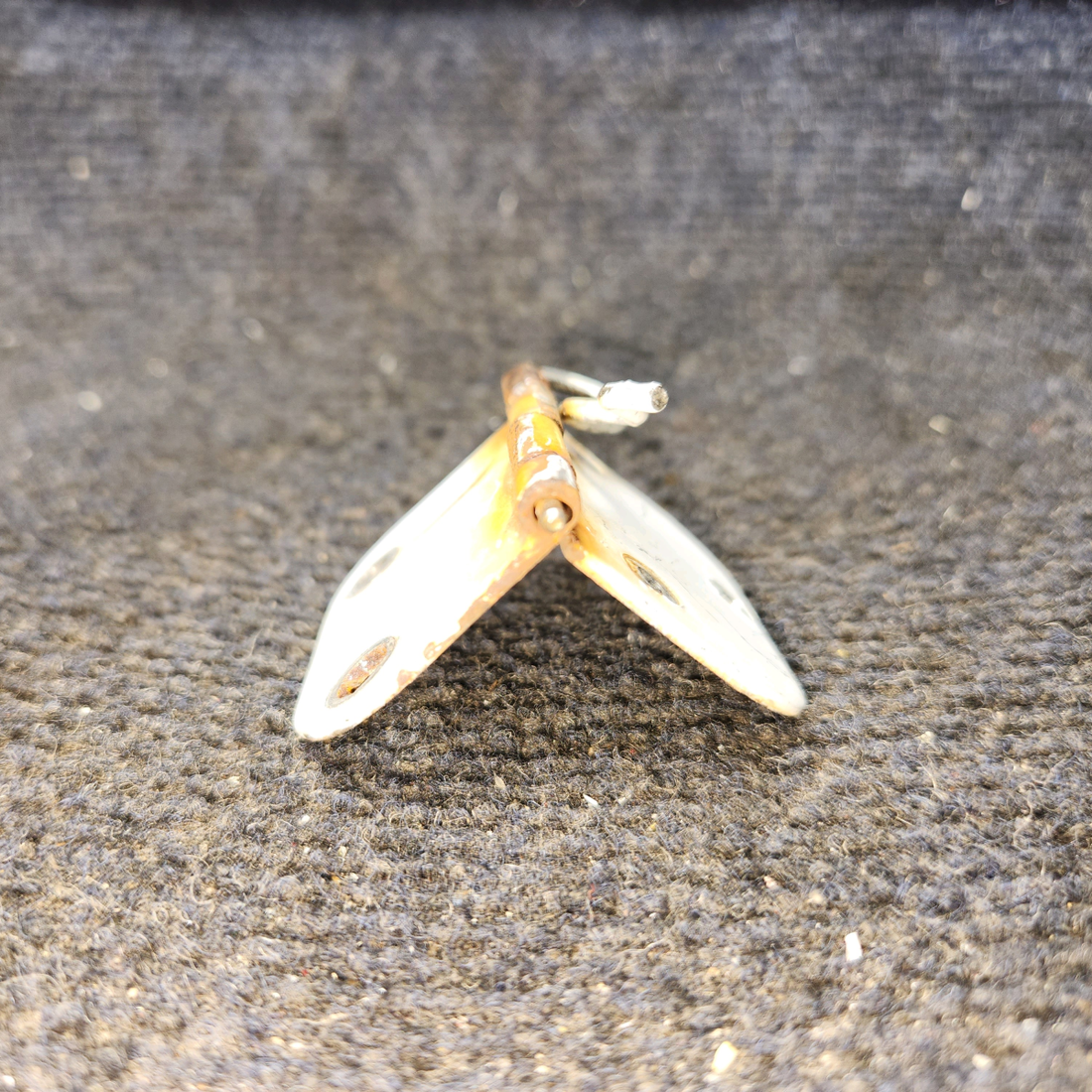 Used aircraft parts for sale, 0511280-3 Cessna 172E Cabin Door Lower Hinge Assembly LH