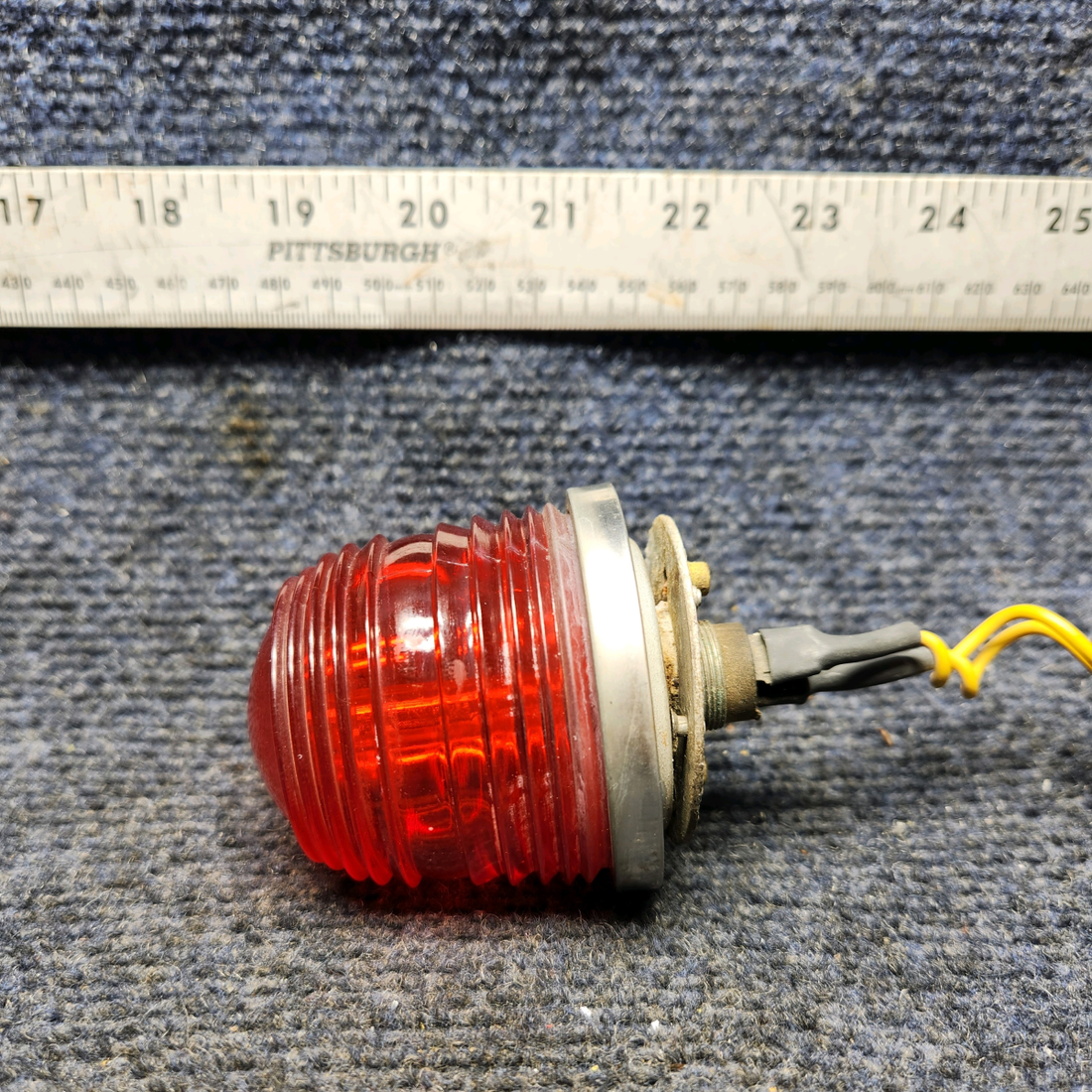 Used aircraft parts for sale, 621001-0101 Cessna FLASHING BEACON (VOLTS: 12) "TESTED"