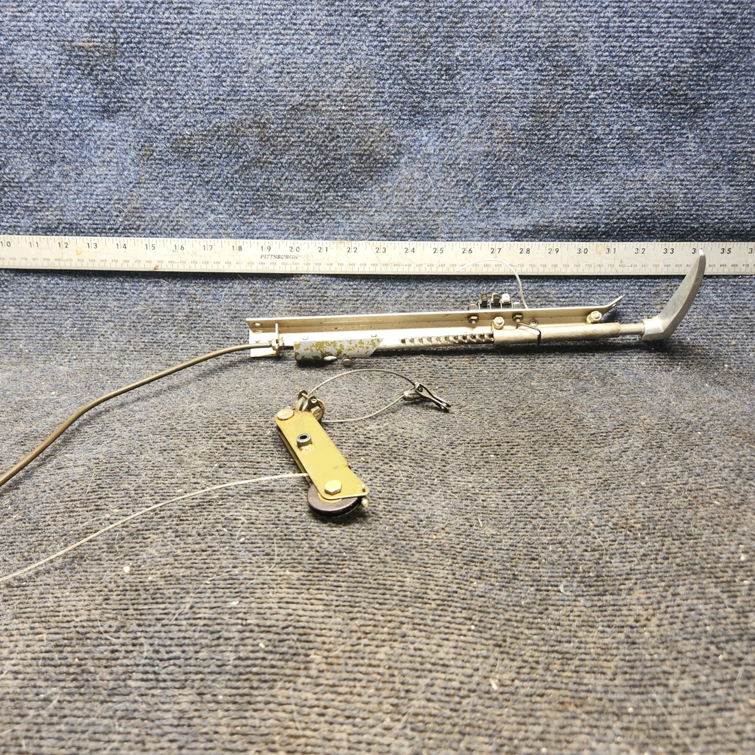 Used aircraft parts for sale, 0813150-75, 1713035-1 cessna 172N Parking Brake Handle and Support Assembly