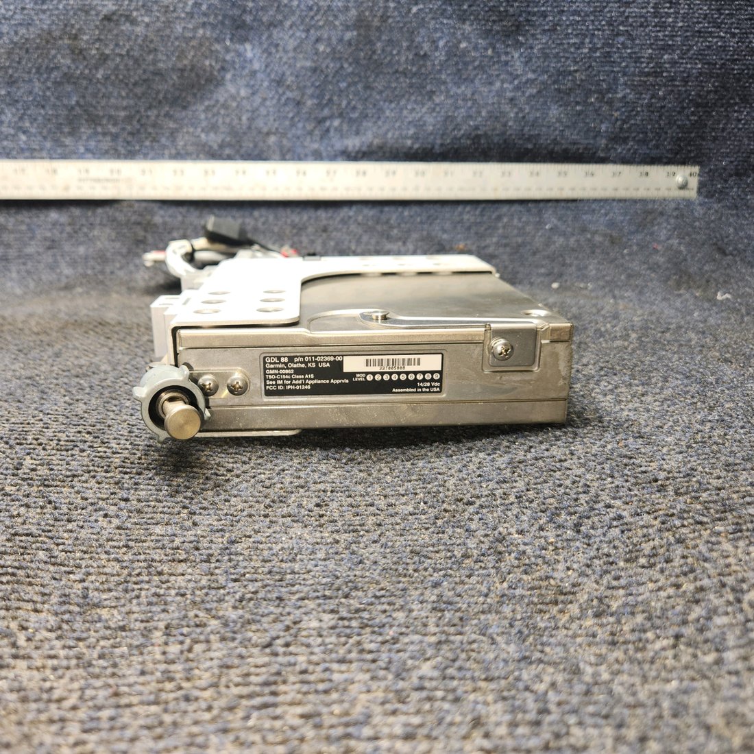 Used aircraft parts for sale, 011-02369-00 Garmin GDL-88 PIPER PA-24-250 Transceiver with Dual Link ADS-B in / Out Tray & Bracket