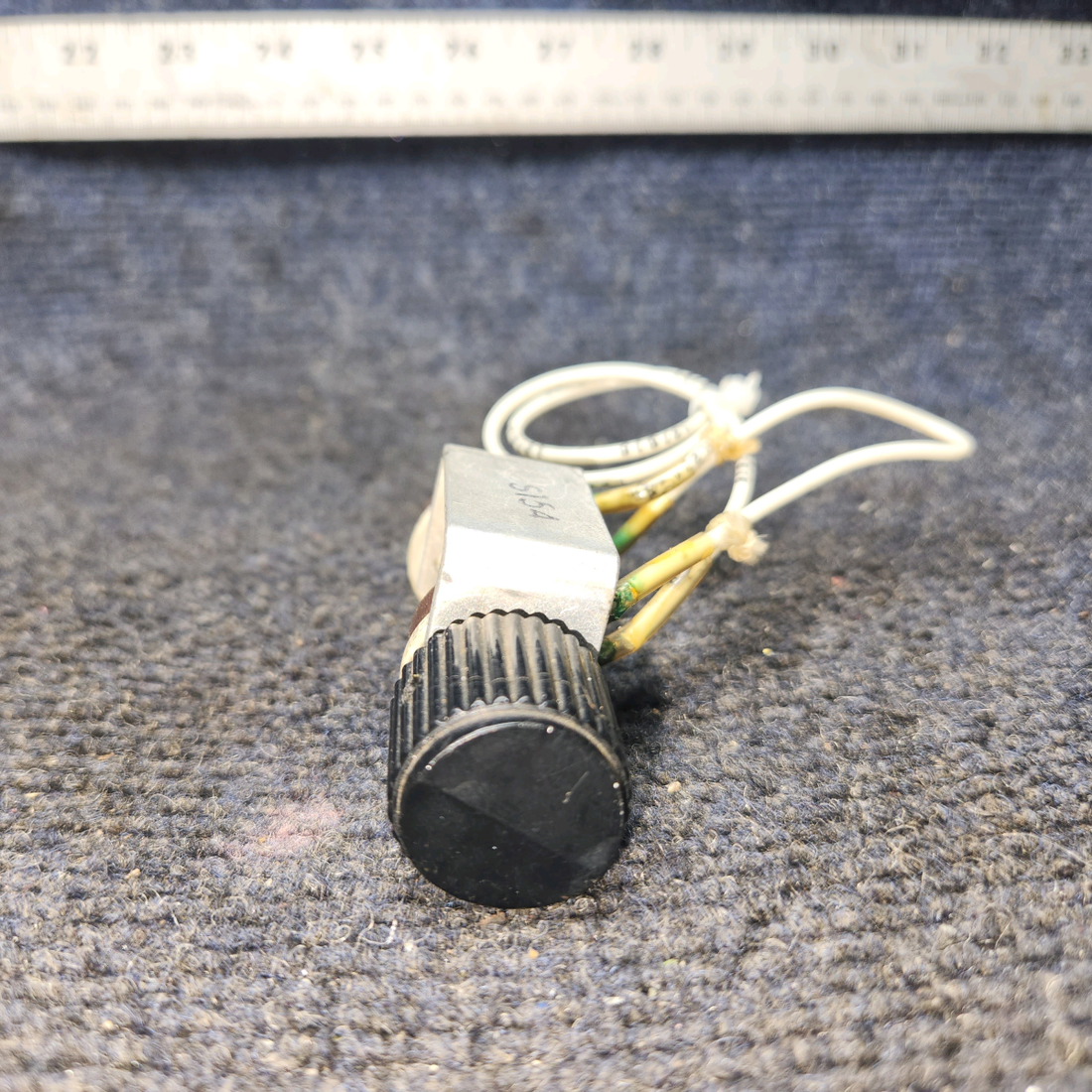 Used aircraft parts for sale, JE-75R1-351 BEECHCRAFT 95-55B Dimmer Double Assy Instrument Floor