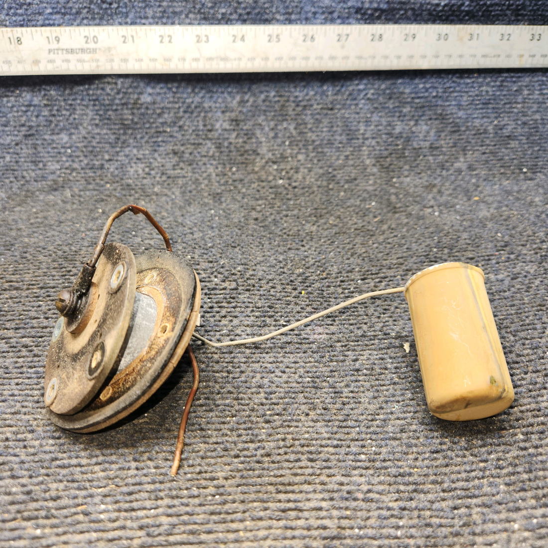 Used aircraft parts for sale, 0523557-1 Cessna 172E Fuel Level Transmitter