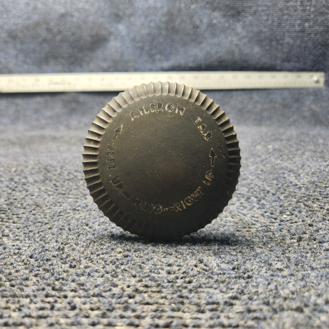 Used aircraft parts for sale, 95-324006-71 BEECHCRAFT 95-55B Aileron Tab Control Shaft & Knob