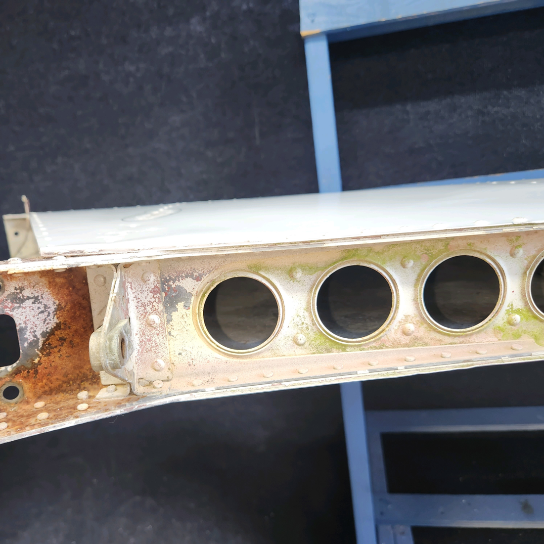 Used aircraft parts for sale, 0531006-64 Cessna 172F Vertical Stabilizer/Fin