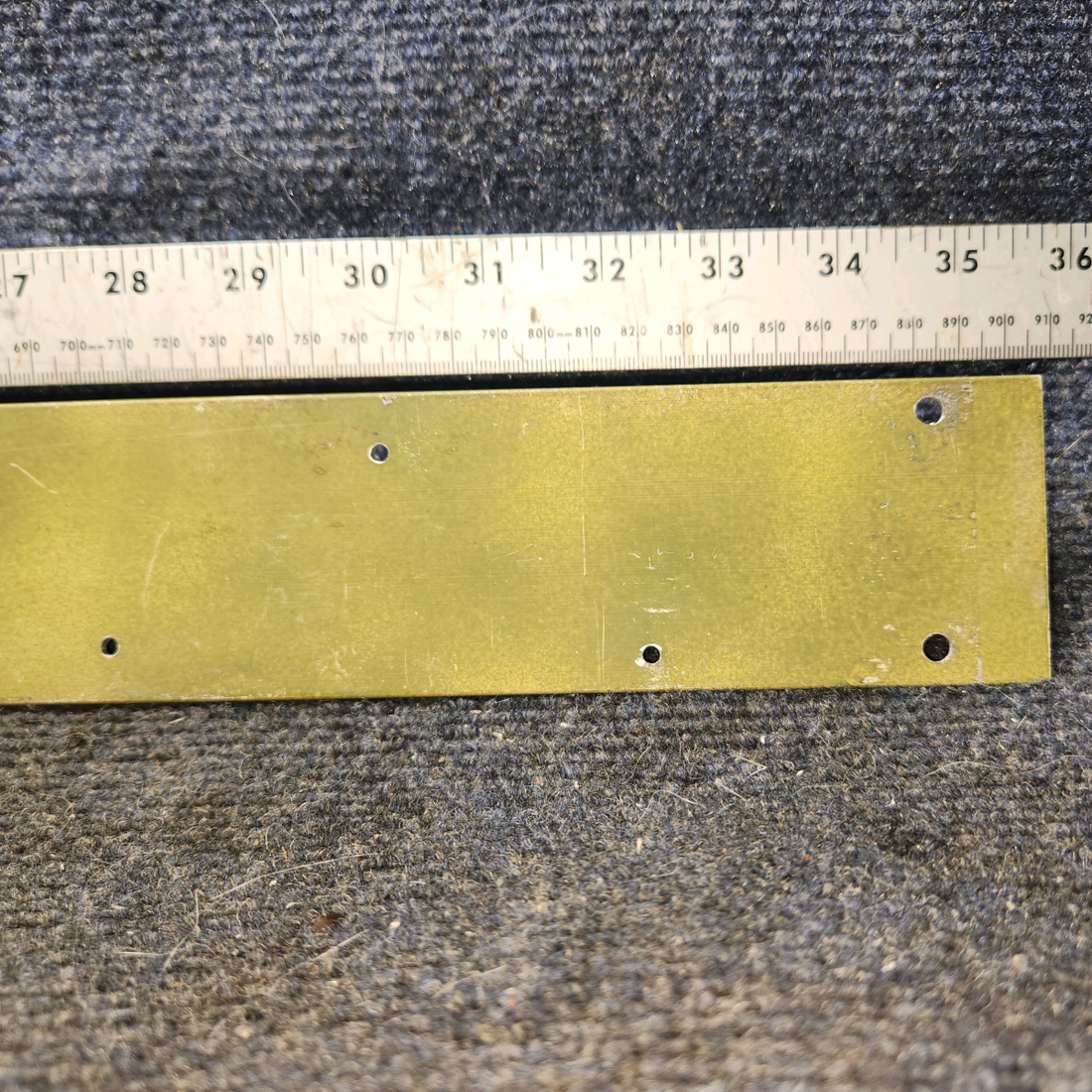 Used aircraft parts for sale, MC0511243-6 cessna 172N Seat Rail – Outboard RH