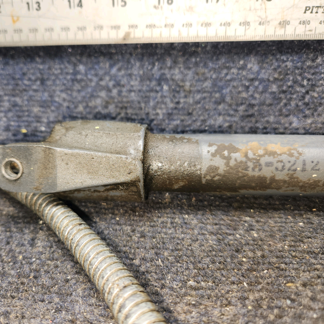 Used aircraft parts for sale, 45-521212-604 Beechcraft 35-33 Flap Actuator with Flex Shaft