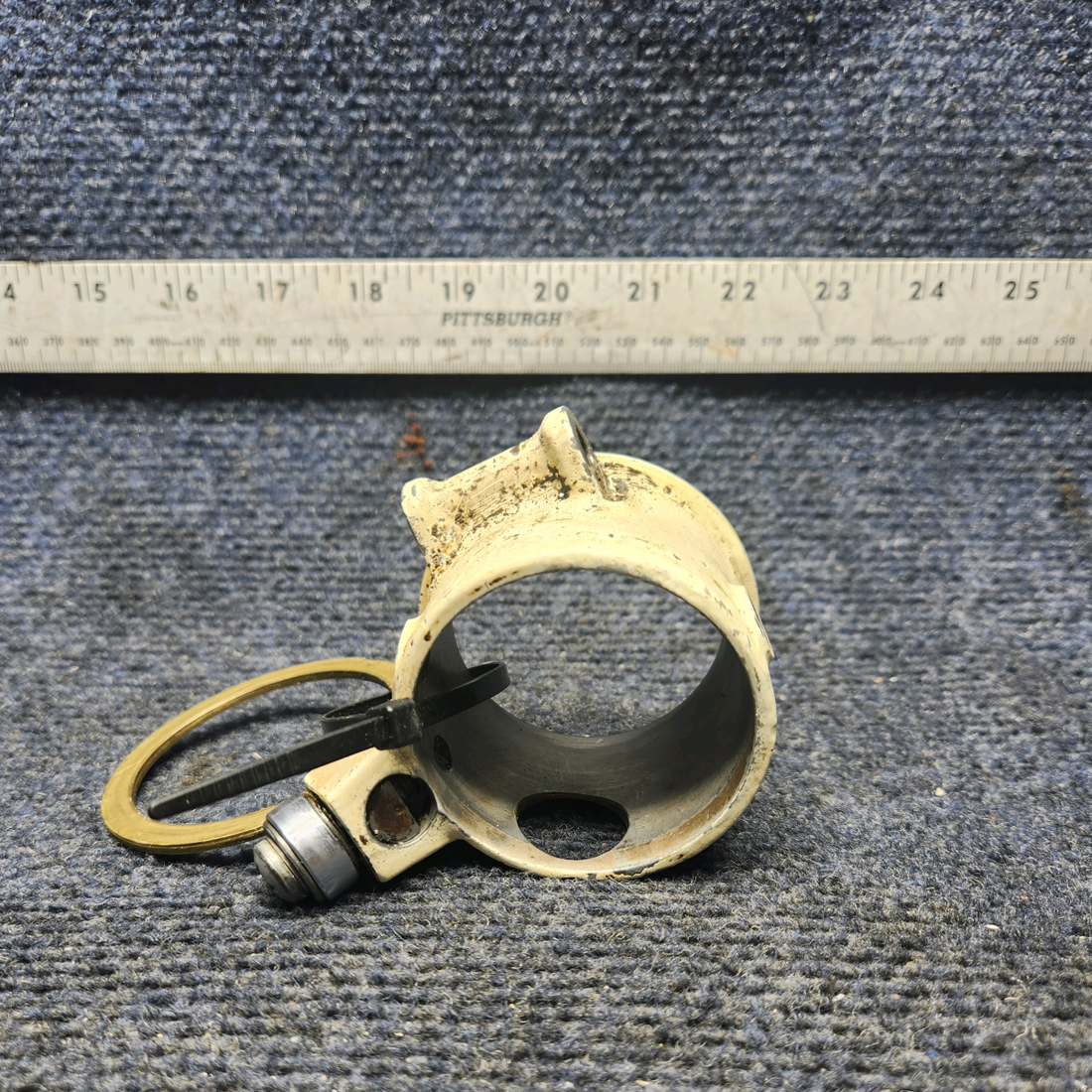 Used aircraft parts for sale, 45-825033 Beechcraft F33A COLLAR NOSE GEAR STEERING