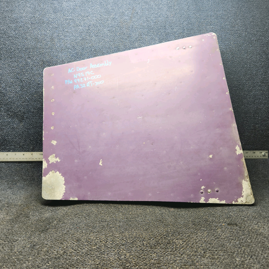 Used aircraft parts for sale, 99271-000 Piper PA32RT-300 A/C Louver Door Assembly