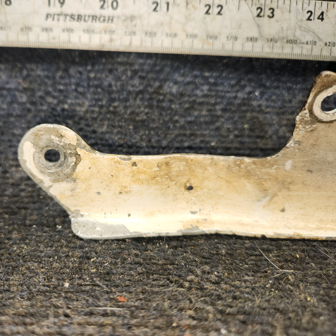 Used aircraft parts for sale, 0541218-2 cessna 172N Wheel Fairing Bracket Stiffener – RH