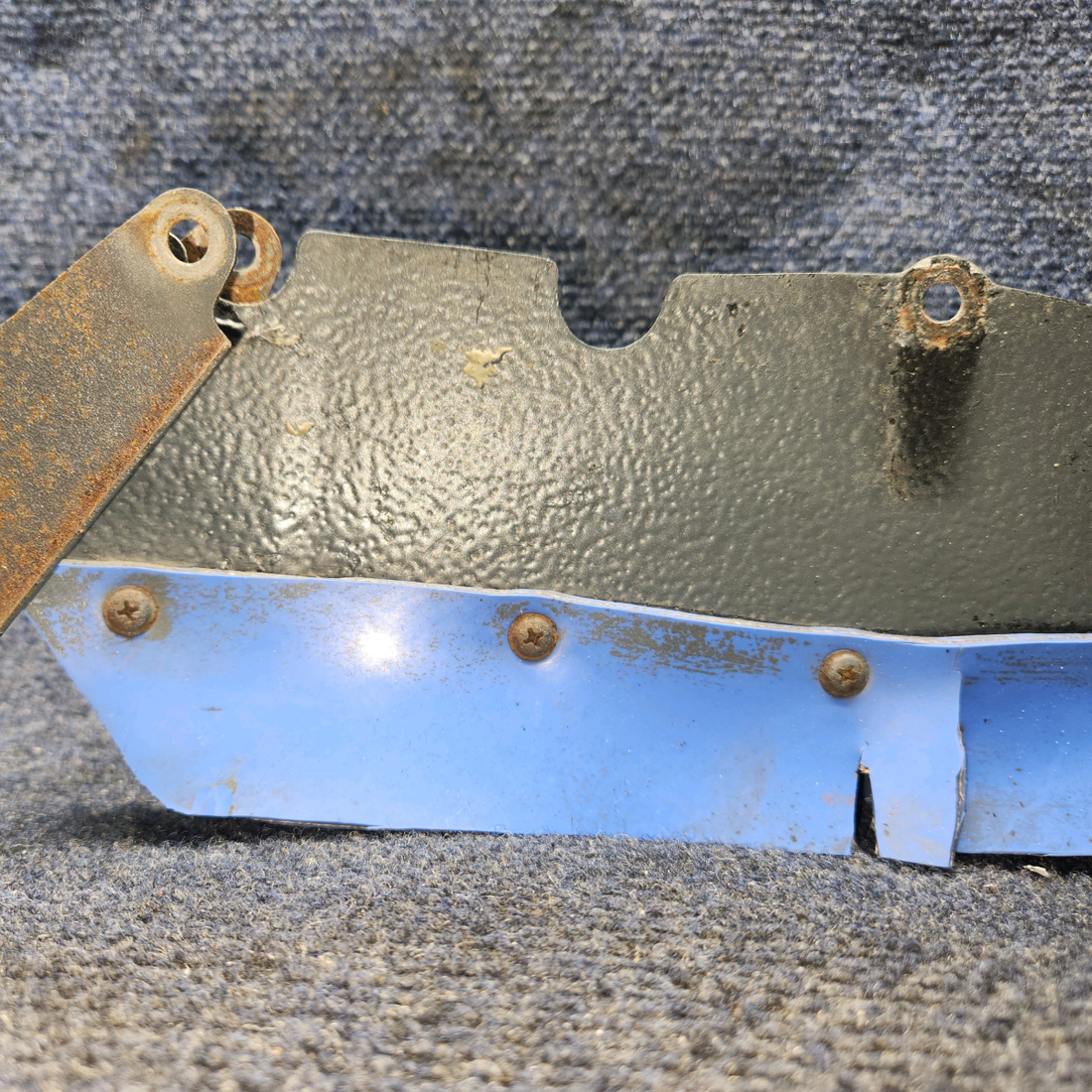 Used aircraft parts for sale, 2455029-1 Cessna 172RG CENTER BAFFLE ASSY