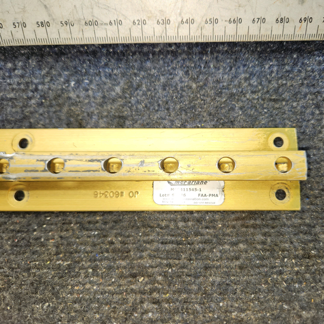 Used aircraft parts for sale, MC0411545-1 cessna 150G Outboard Seat Track