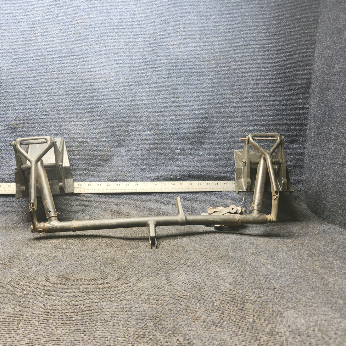 Used aircraft parts for sale, 0760678-1, 0760678-2, Cessna C182P ARM Assy Rudder Bar RH W/ Pedal