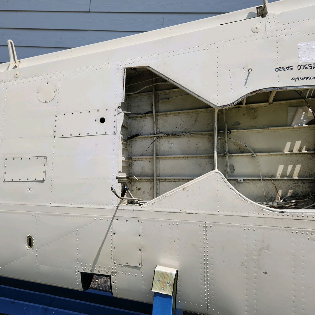 Used aircraft parts for sale, 35-115300 SA320 BEECHCRAFT F35 LH WING ASSEMBLY-OR IS SOLD IN PARTS